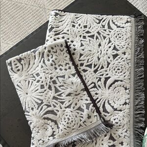 Opalhouse Chocolate Brown and Cream Decorative Bath Set